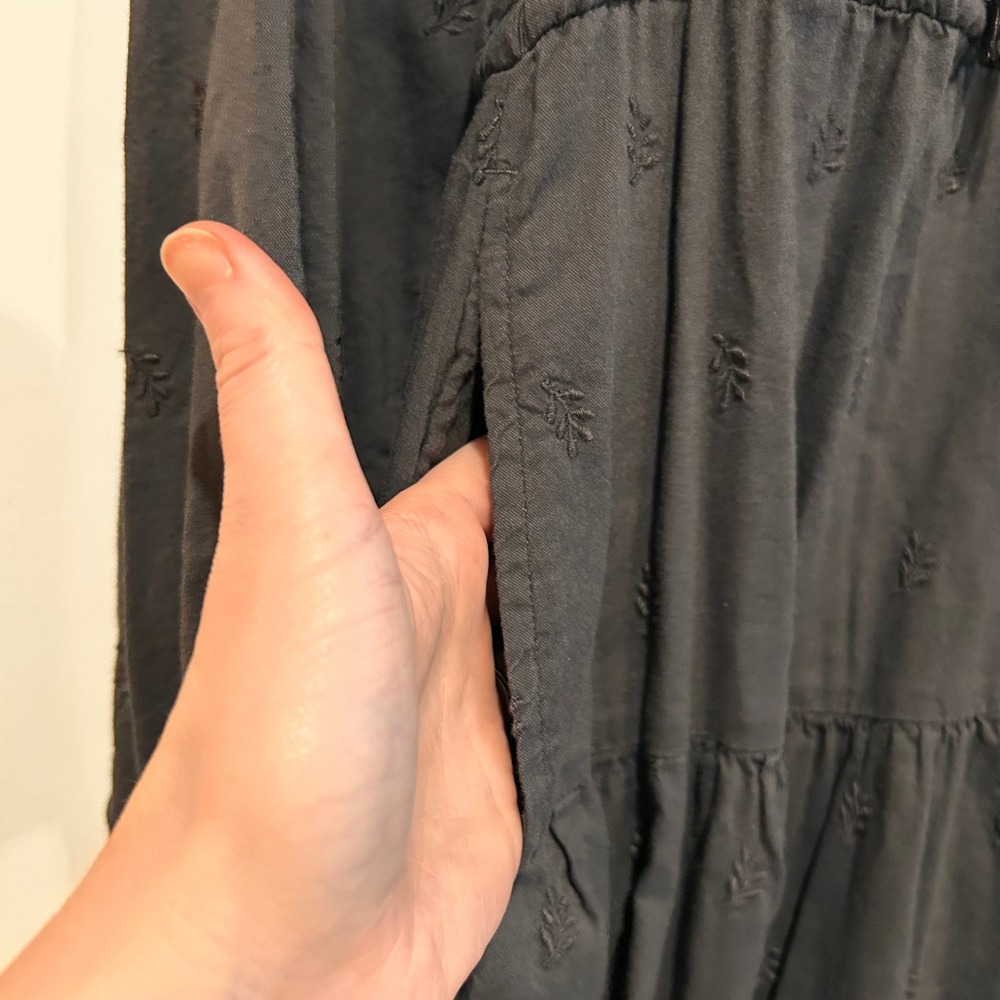Old Navy Womens Tiered Midi Dress Medium Dark Cottagecore Prairie Boho Peasant - Picture 7 of 12